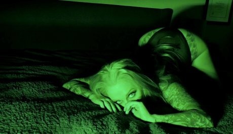 Meowmistidawn naked pornstar pic