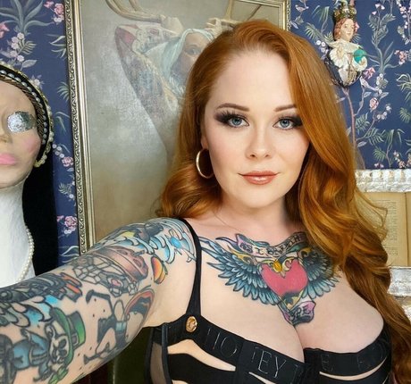 Meowmistidawn pornstar naked images