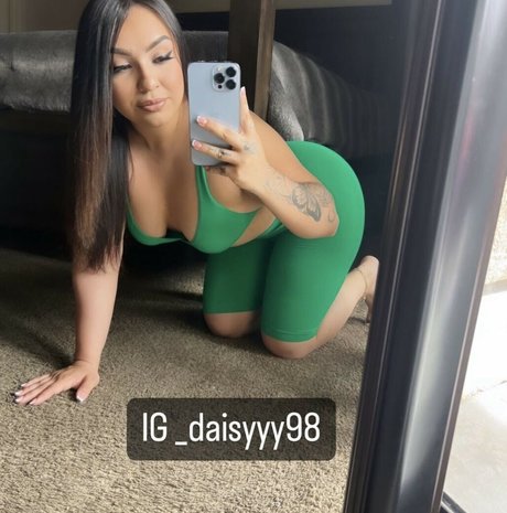 _daisyyy98 nude pornstar img
