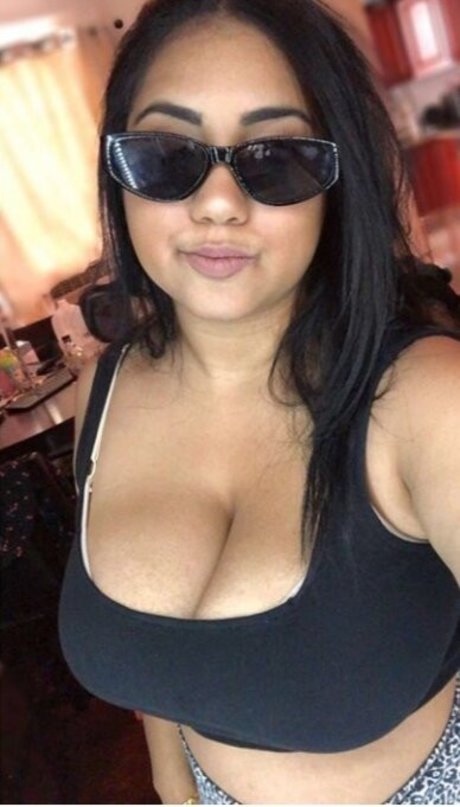 mynamesydalia star nude galleries