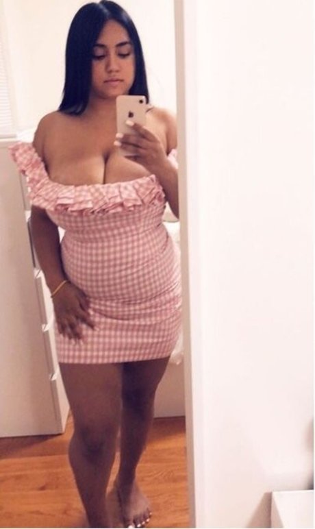 famous nude onlyfans hd images