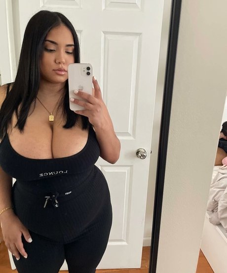 mynamesydalia beautiful actress photo