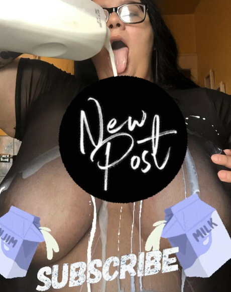 mslovemoriah model hot img