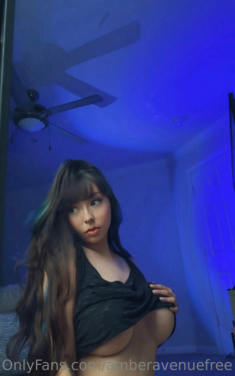 amberavenuefree erotic actress pictures