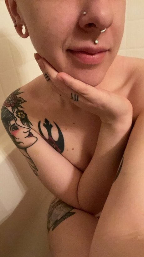 acoalminecanary pornstar free photos