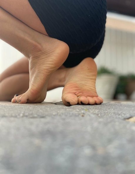 paisitafeetpao model hot pics