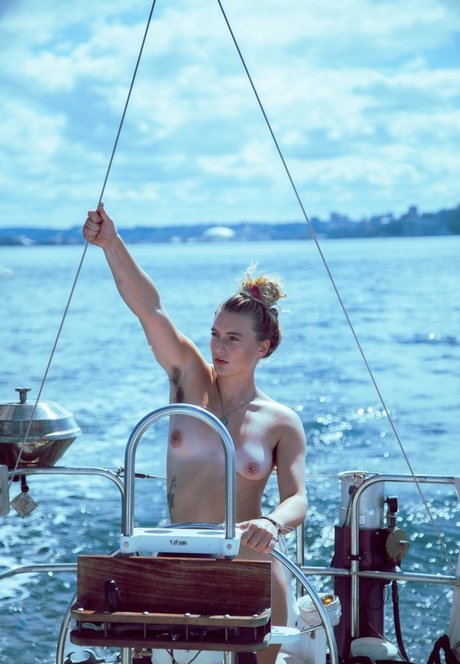 Iceeebabyy model nudes picture