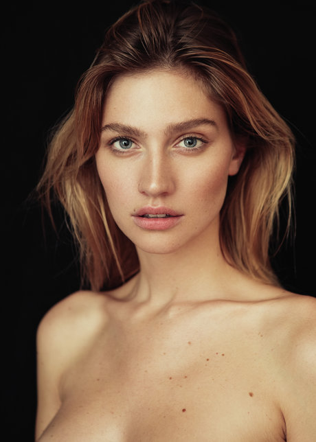 Marine Dauchez sex model img