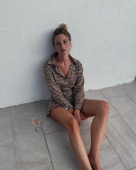 Marine Dauchez porn model pic