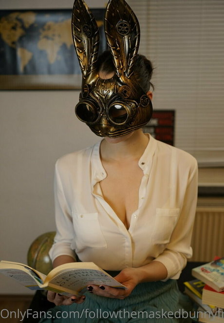 followthemaskedbunnyfree model best images