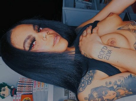 Cateyesenpaii nude pornstar archive