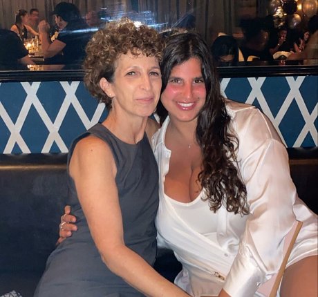 Coral Hagag star porn gallery