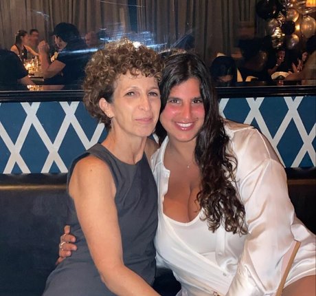 Coral Hagag star nice pictures