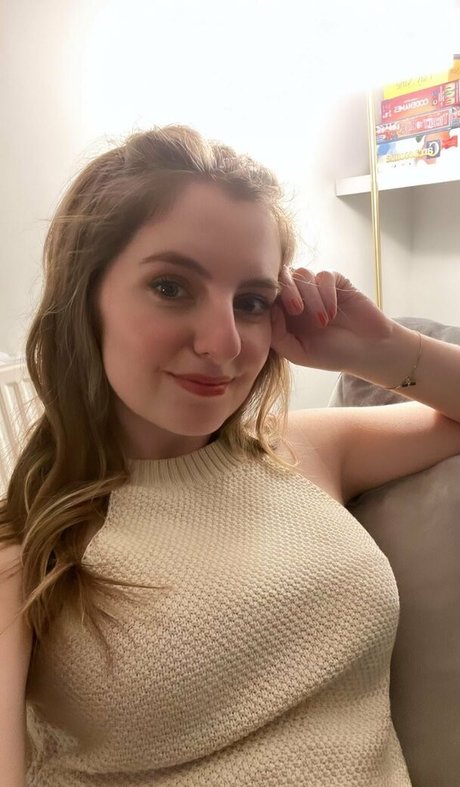 Averytinyleaf pornstar high quality photos