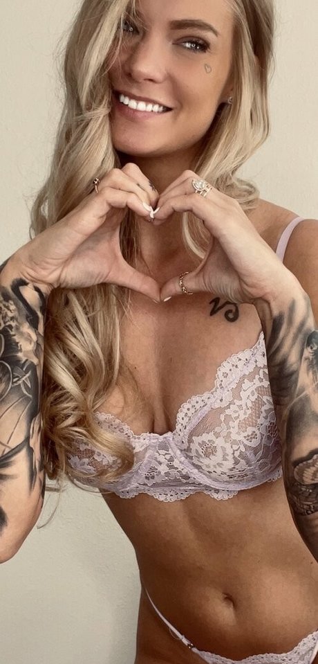 Krista M Arie pornstar top picture