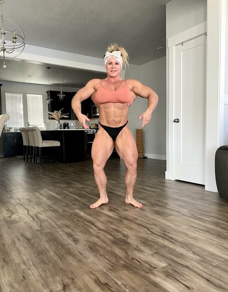 aleeshayoung art pornstar pictures