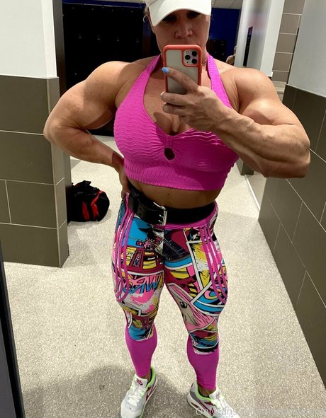 aleeshayoung art model archive