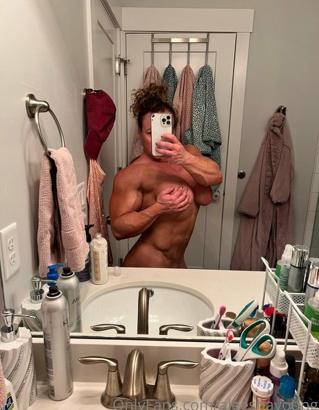 aleeshayoung model sexy photos