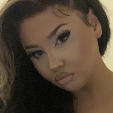 Erin Brock star sexy photo