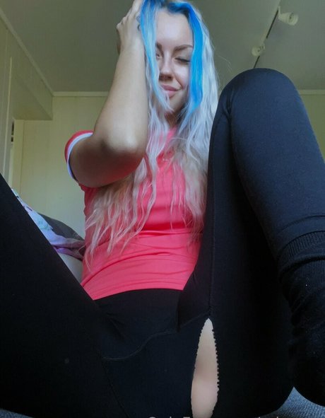 misscax nude model img