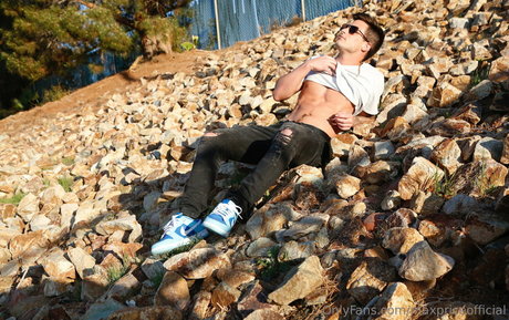 maxpriceofficial star beautiful image