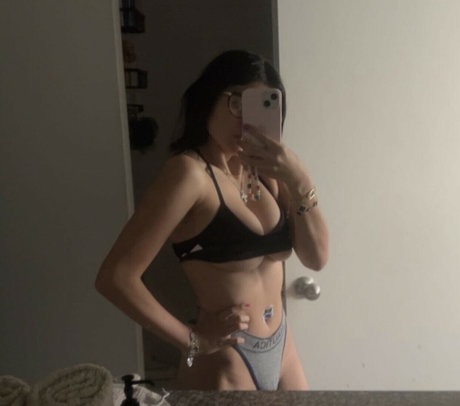 Emilia Torres model nice pictures