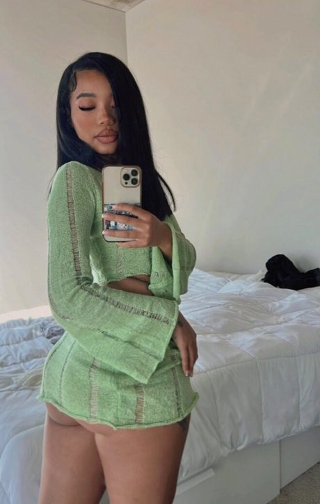 mikaadenise sexy star images