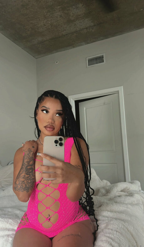 mikaadenise model galleries