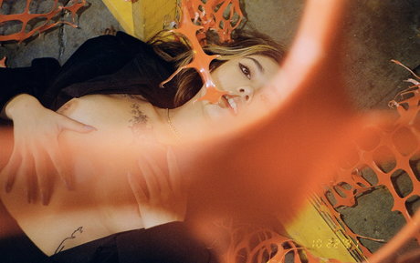 mikahvip hot star img