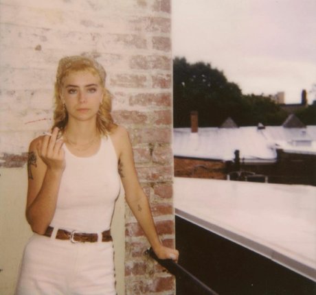 Aynsleigh Escher pornstar gallery