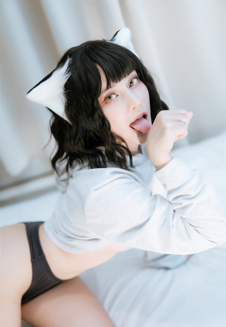 Fettochini pornstar nude photo