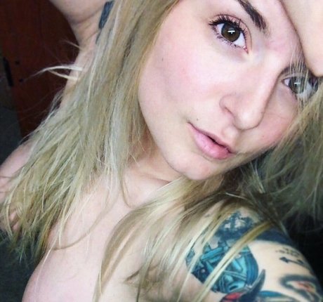 theinkedbunnie model nude photo