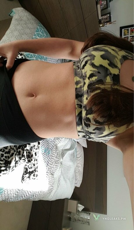 Toni Paras star free picture