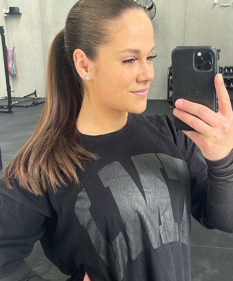 Toni Paras pornstar hd pic