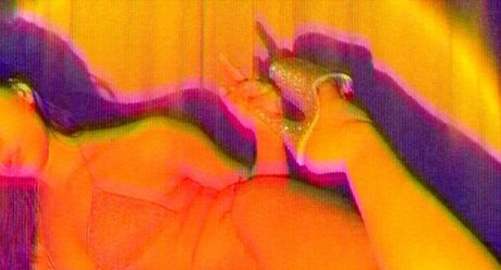 realcanadaali pretty star photos