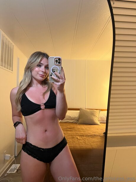 the princess jess top star pic