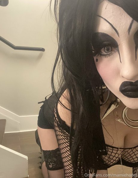 mamiehades nudes actress images