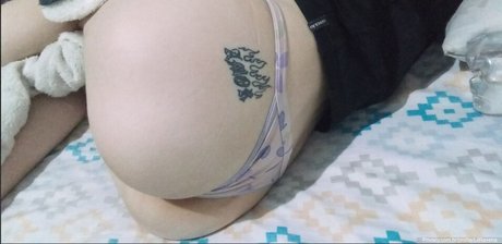 Lil Ravena star erotic img