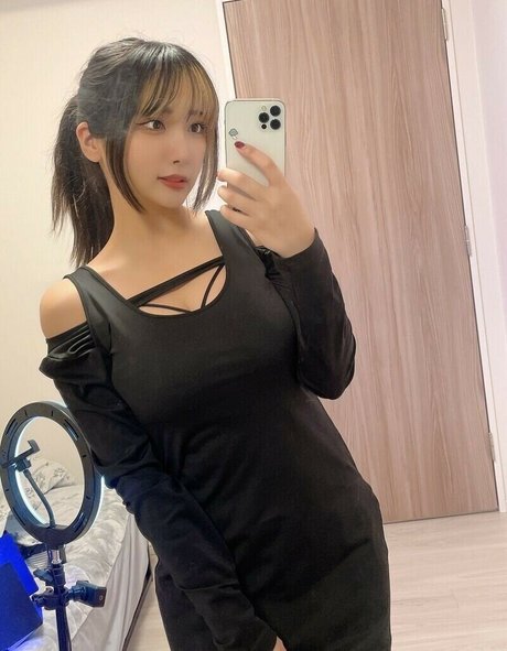 Yuno Mizusawa pornstar exclusive photo