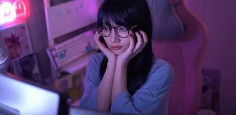 Yuno Mizusawa naked pornstar photo