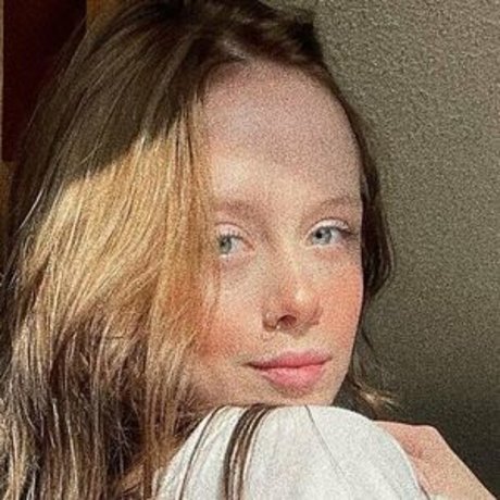 lizzylexangel sexy actress pic