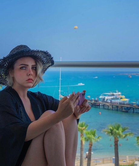 Alina Rin pornstar perfect galleries