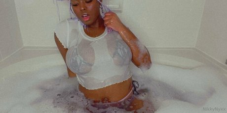 nikkynyxx star top images