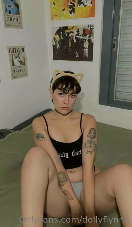 dollyflynne exclusive pornstar img