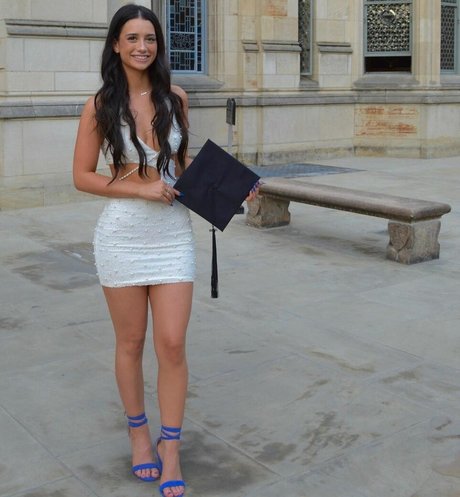 Emma Trout star beautiful img