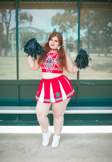 MaddicMaddy model erotic image