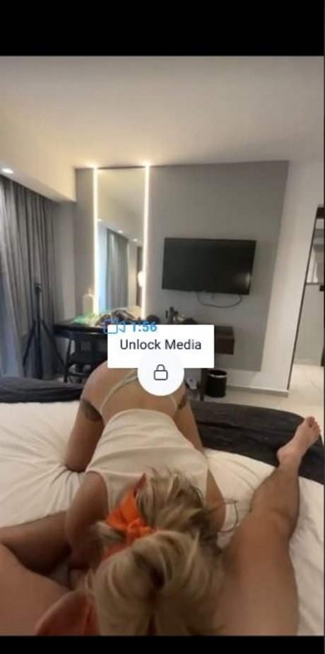 naiadeityy art actress gallery