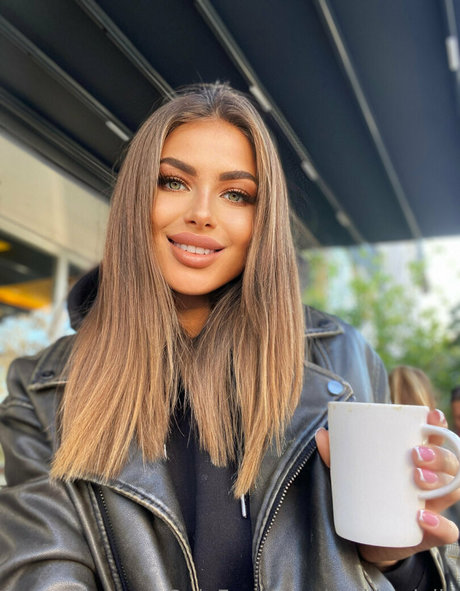 mollly dolly pretty pornstar pic