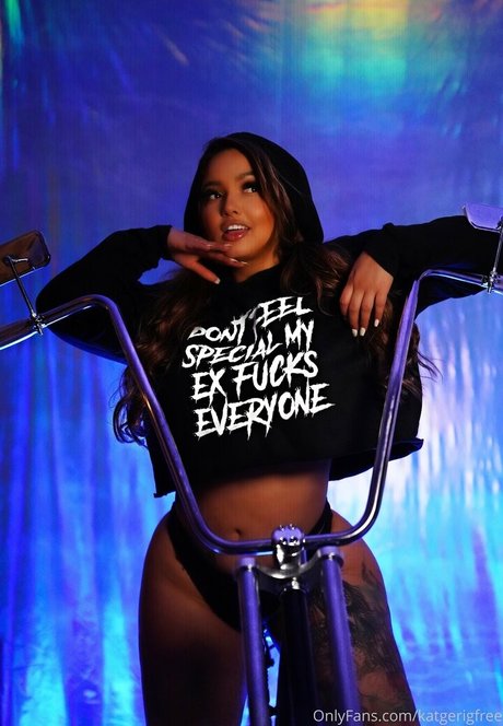 small dick onlyfans beautiful nude photos