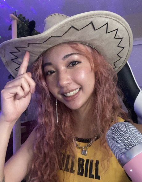 Fearfiction erotic model picture